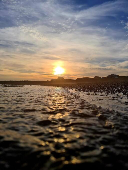 Awave From It All - Escape The City Life Jaywick Sands Eksteriør bilde